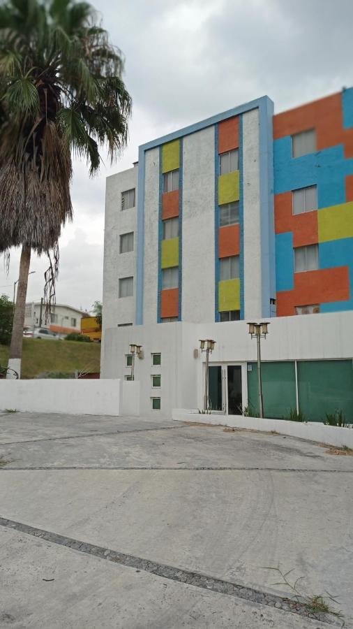 Guadalupe  Confort Ejecutivo Suites Lindavista المظهر الخارجي الصورة