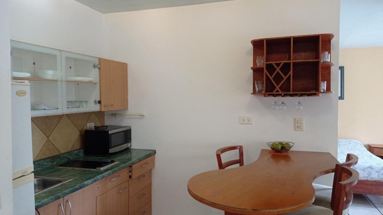 Guadalupe  Confort Ejecutivo Suites Lindavista المظهر الخارجي الصورة